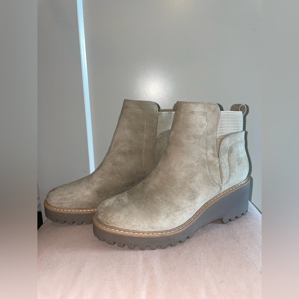 Dolce Vita Booties
